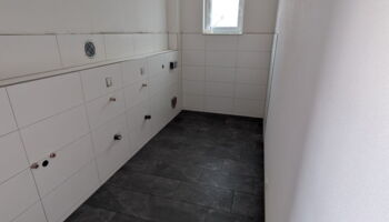 Fliesenarbeiten WCs und Umkleiden