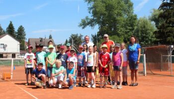 Schnuppertennis am 16.07.2013 Klasse 3a