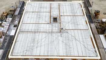 Rohbau und Filigrandecke siebte Woche 12.10.2025