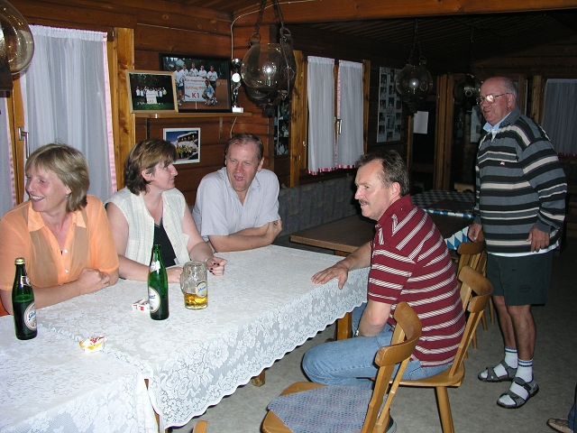 2003_0822_tca_ev__erste_herrenmannschaft_aufstiegsfeier_kreisklasse_1_0000047.jpg