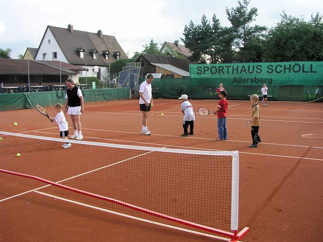 2005_0711_tca_ev__meet_tennis_&_friends_in_allersberg_eine_aktion_der_aok_und_tennisclub_allersberg_0000007.jpg