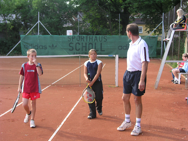 2005_0711_tca_ev__meet_tennis_&_friends_in_allersberg_eine_aktion_der_aok_und_tennisclub_allersberg_0000017.jpg
