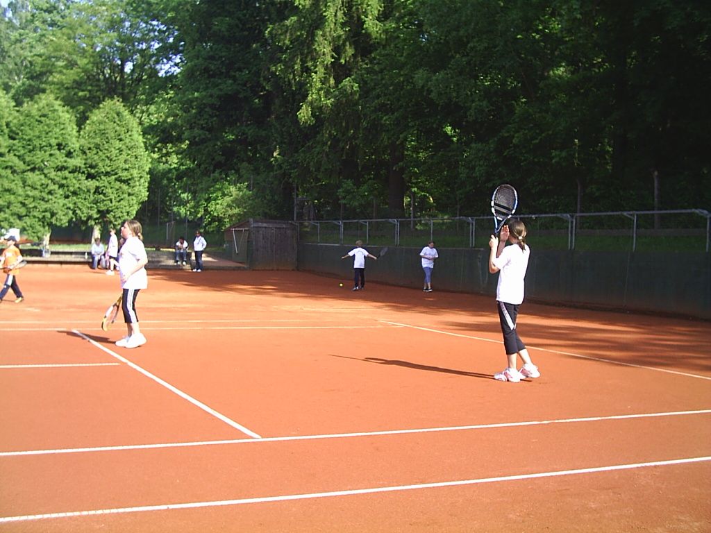 2007_0518_tca_ev_manschaftsspiele_bambini_12_kreisklasse_3_jugend_gruppe_115_sued__gegen__tc_rot_weiss_schwabach_0000001.jpg