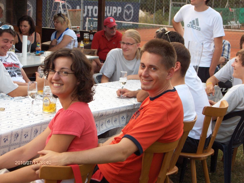 2010_0711_tca_ev__medenspiele_aufstiegsfeier_erste_herrenmannschaft_und_junioren18_0000020.jpg