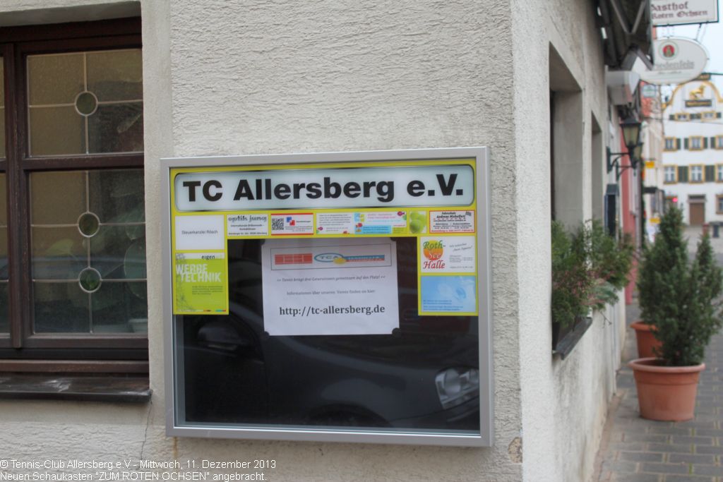 2013_1111_tca_ev__arbeitseinsatz_neuer_schaukasten_zum_roten_ochsen_angebracht_0000001.jpg