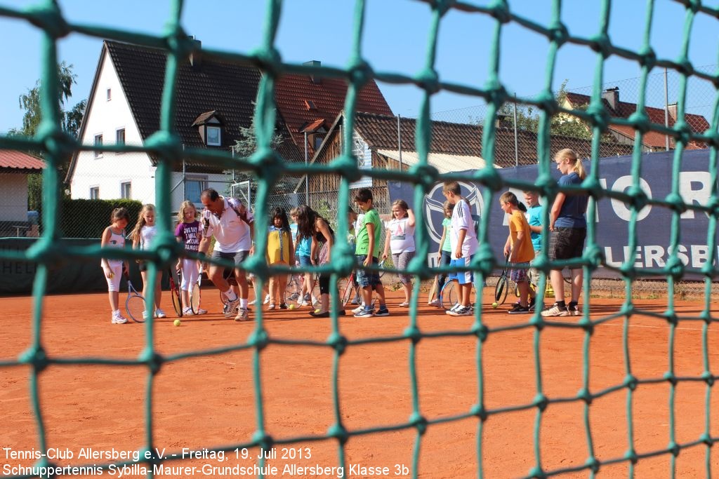 2013_0719_tca_ev__schnuppertennis_sybilla_maurer_grundschule_allersberg_klasse_3b_0000005.jpg