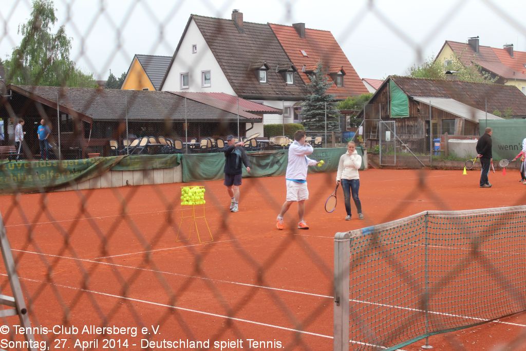 2014_0427_tca_ev__deutschland_spielt_tennis_in_allersberg_eine_aktion_der_barmer_gek_und_tennisclub_allersberg_0000008.jpg