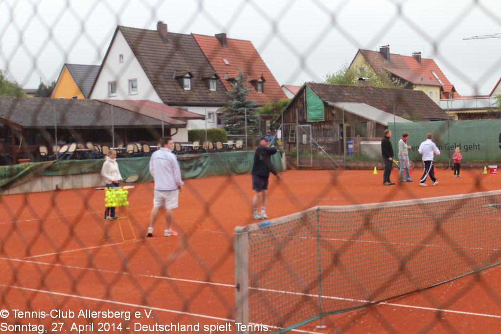2014_0427_tca_ev__deutschland_spielt_tennis_in_allersberg_eine_aktion_der_barmer_gek_und_tennisclub_allersberg_0000010.jpg