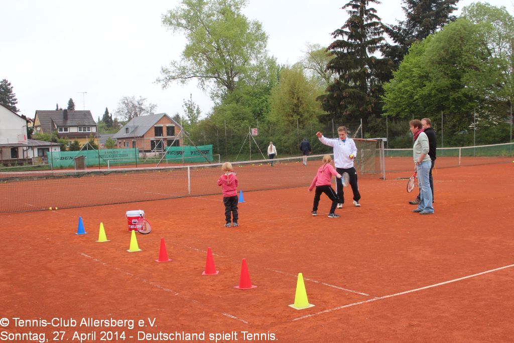 2014_0427_tca_ev__deutschland_spielt_tennis_in_allersberg_eine_aktion_der_barmer_gek_und_tennisclub_allersberg_0000013.jpg