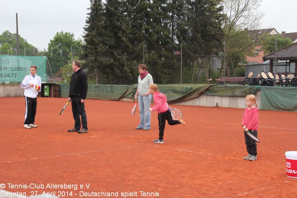 2014_0427_tca_ev__deutschland_spielt_tennis_in_allersberg_eine_aktion_der_barmer_gek_und_tennisclub_allersberg_0000014.jpg