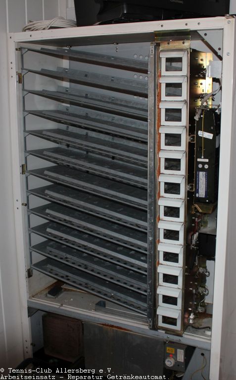 2014_0705_tca_ev__arbeitseinsatz_reparatur_getraenkeautomat_0000001.jpg