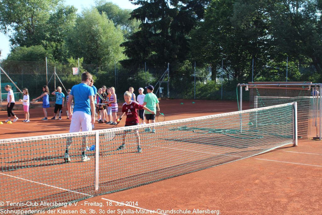 2014_0718_tca_ev__schnuppertennis_sybilla_maurer_grundschule_allersberg_klassen_3abc_0000019.jpg