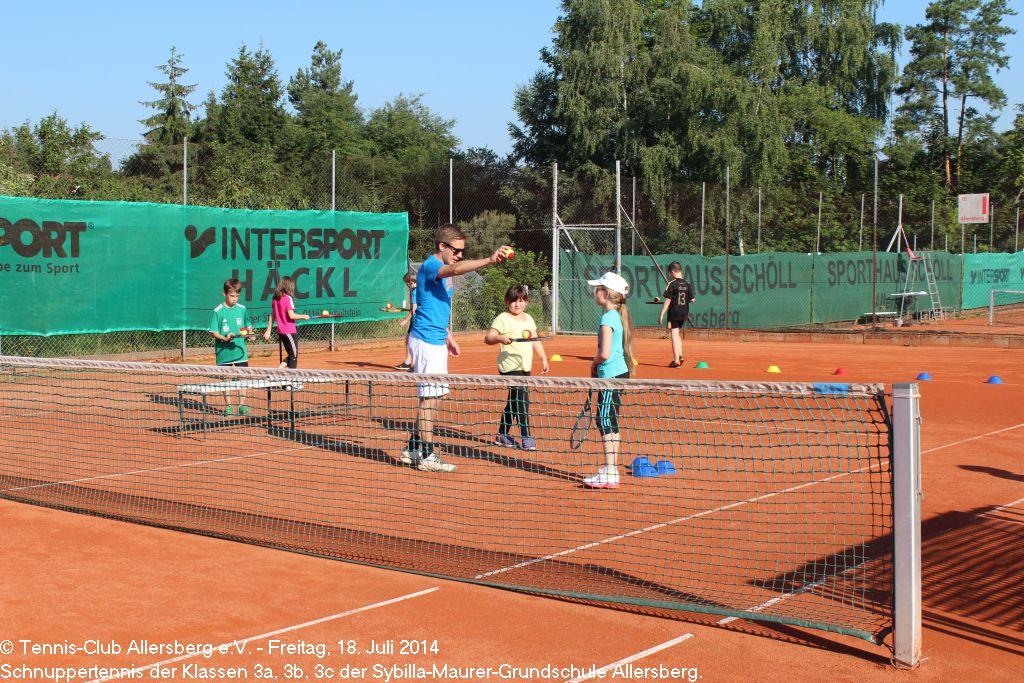 2014_0718_tca_ev__schnuppertennis_sybilla_maurer_grundschule_allersberg_klassen_3abc_0000021.jpg