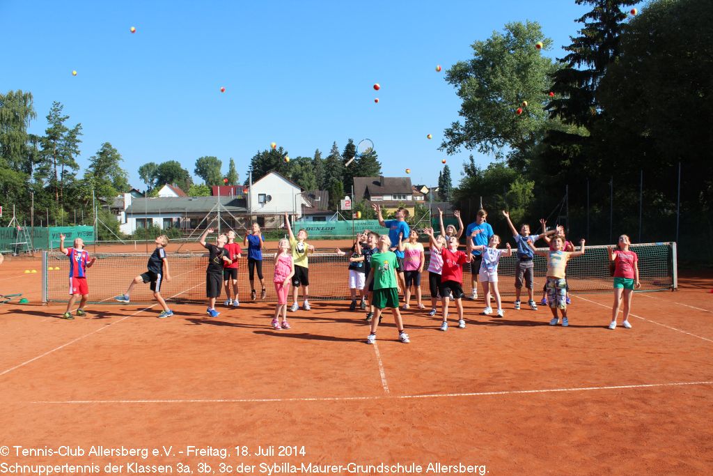 2014_0718_tca_ev__schnuppertennis_sybilla_maurer_grundschule_allersberg_klassen_3abc_0000030.jpg