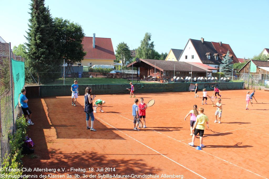 2014_0718_tca_ev__schnuppertennis_sybilla_maurer_grundschule_allersberg_klassen_3abc_0000045.jpg