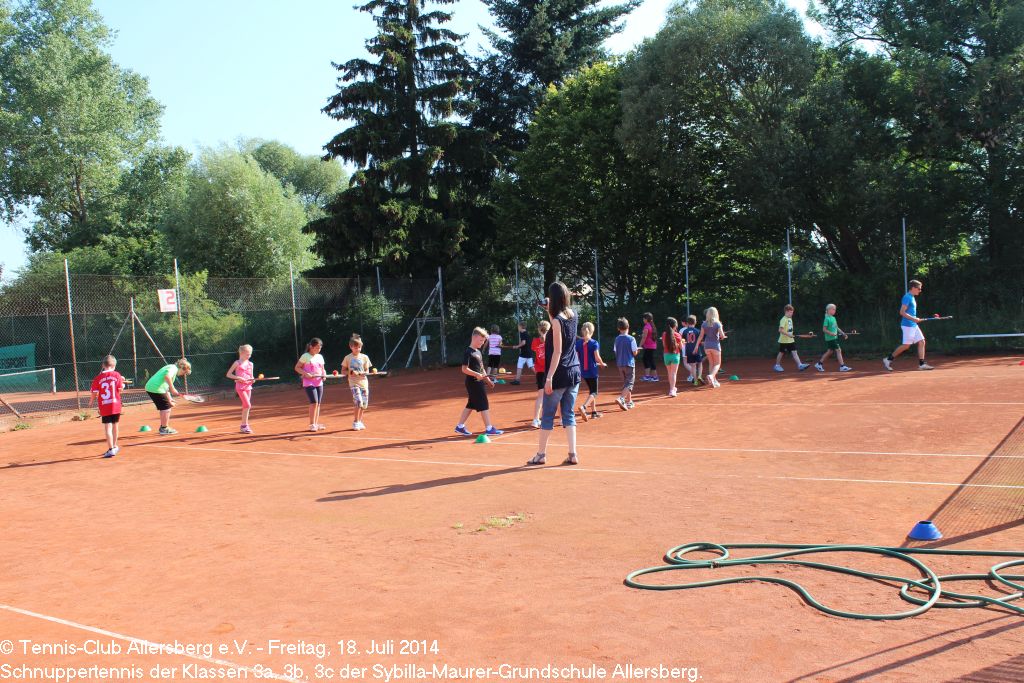 2014_0718_tca_ev__schnuppertennis_sybilla_maurer_grundschule_allersberg_klassen_3abc_0000050.jpg