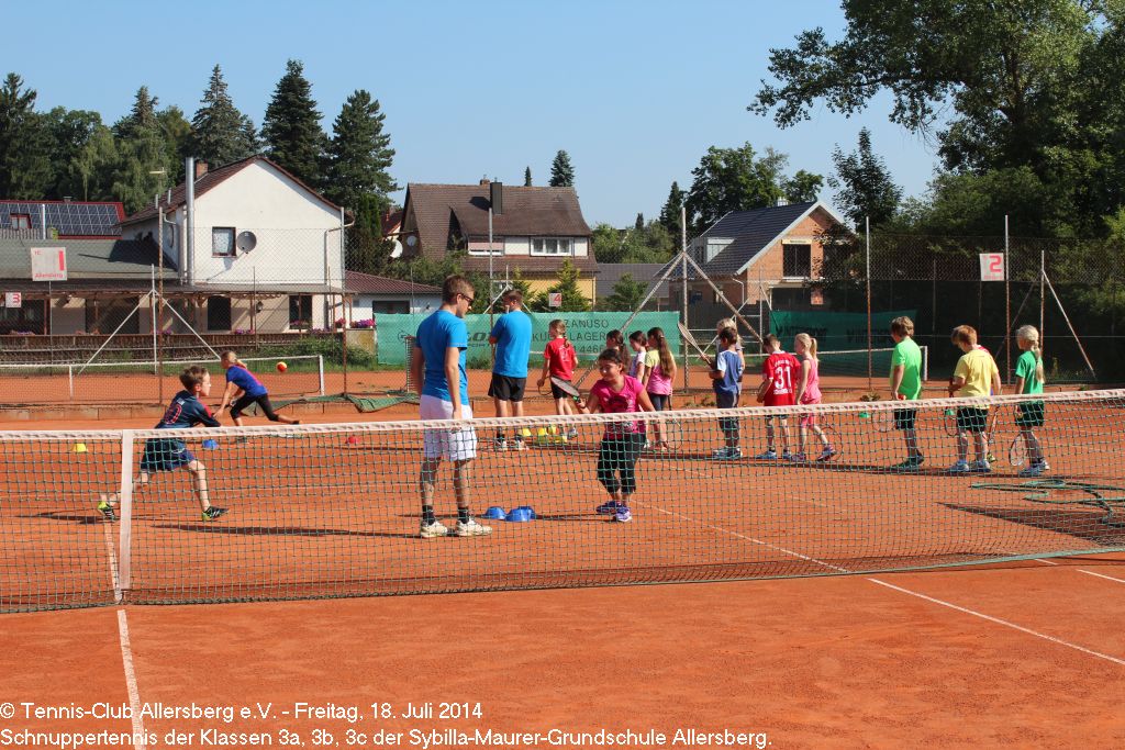 2014_0718_tca_ev__schnuppertennis_sybilla_maurer_grundschule_allersberg_klassen_3abc_0000060.jpg