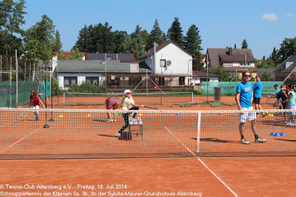 2014_0718_tca_ev__schnuppertennis_sybilla_maurer_grundschule_allersberg_klassen_3abc_0000079.jpg
