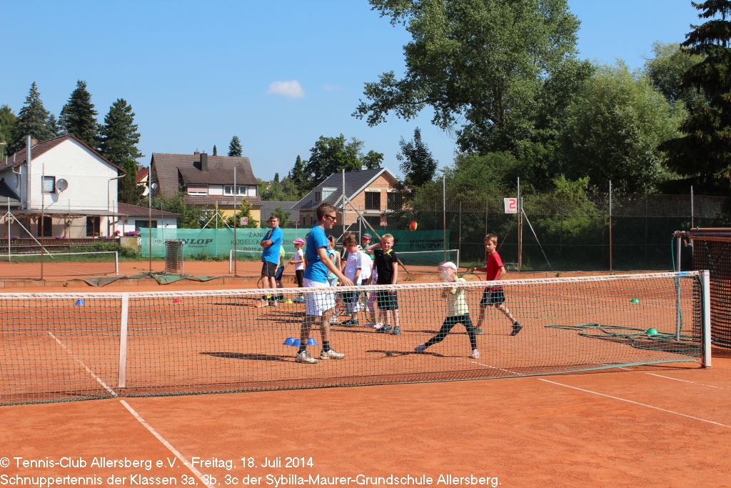 2014_0718_tca_ev__schnuppertennis_sybilla_maurer_grundschule_allersberg_klassen_3abc_0000080.jpg