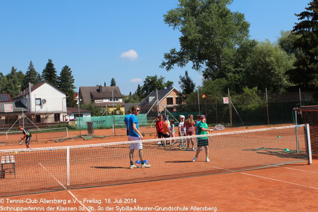 2014_0718_tca_ev__schnuppertennis_sybilla_maurer_grundschule_allersberg_klassen_3abc_0000082.jpg