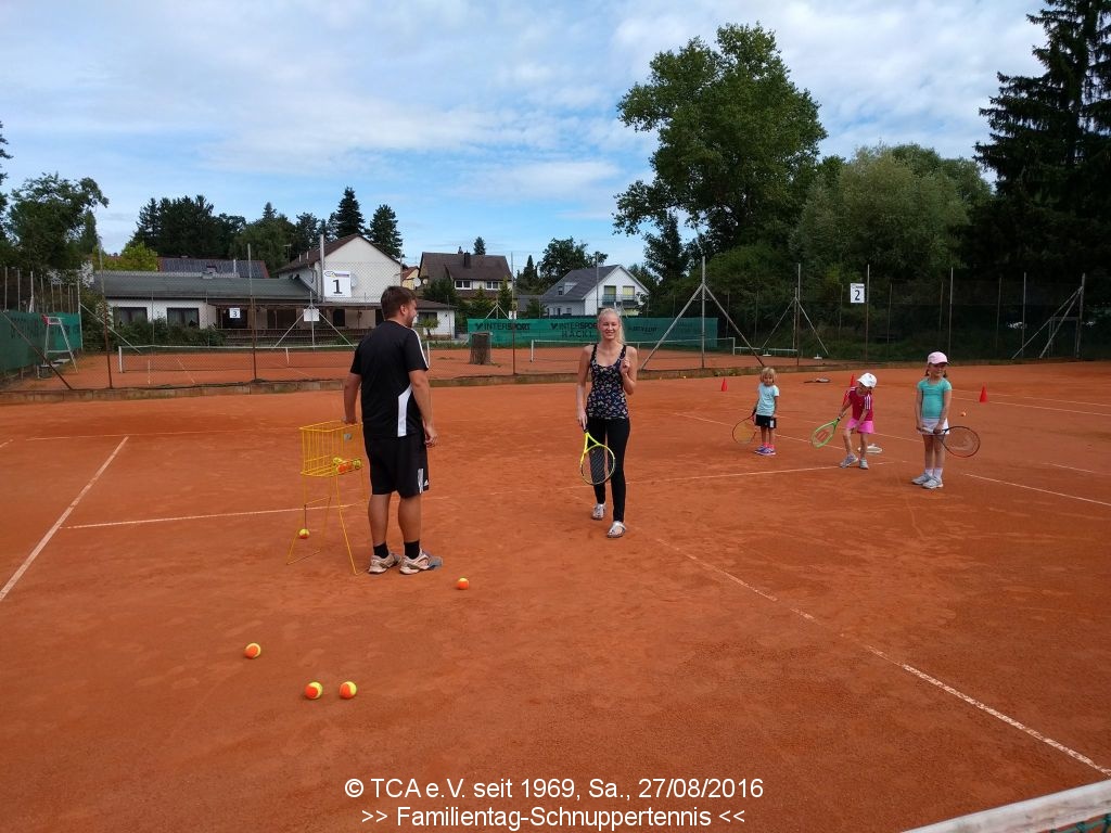 2016_0827_tca_ev__schnuppertennis_familientag_0000004.jpg
